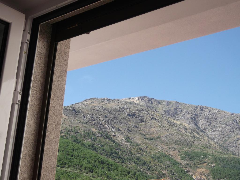 Casa Do Adro - Serra Da Estrela Cortes do Meio Exterior photo